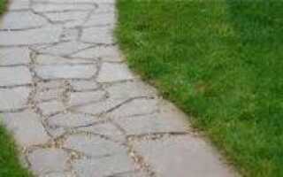 Дорожки из природного камня: плюсы и минусы, характеристики, сравнение с другими материалами, технология укладки