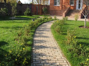 Самостоятельное изготовление тропинок