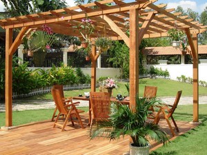 Пергола из дерева