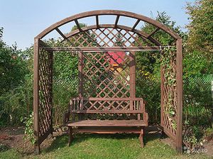 Красивая пергола на даче своими руками